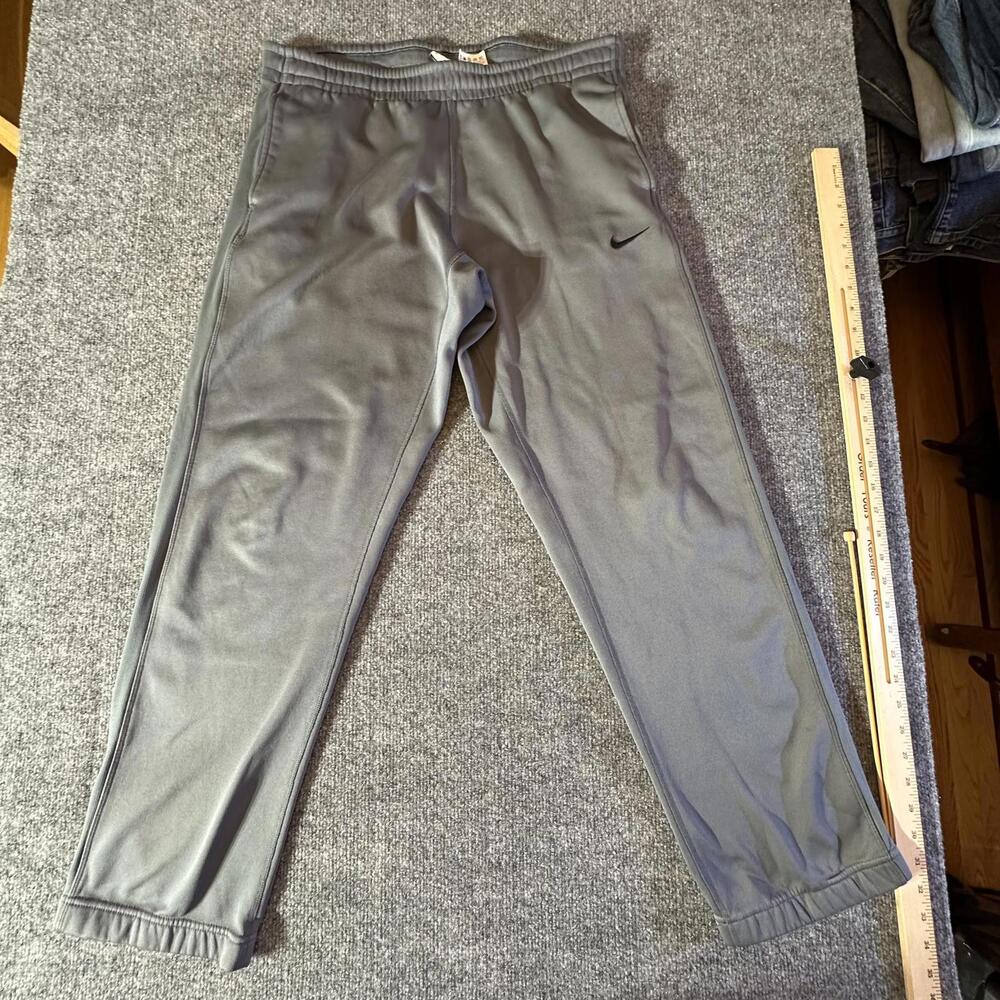 Nike Therma-FIT Men's Gray Athletic Pants